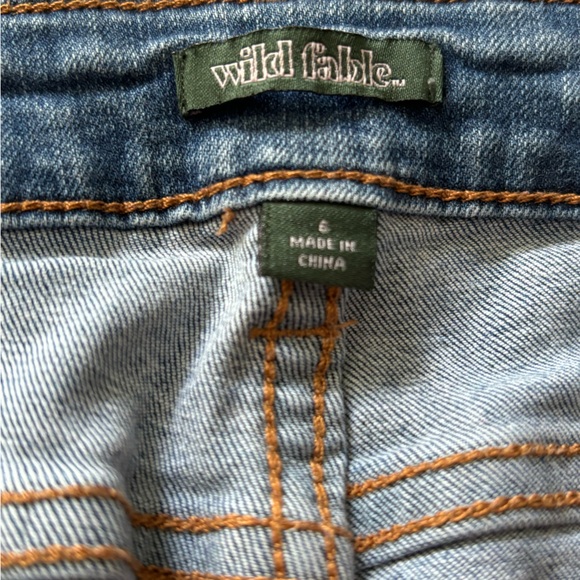 Women’s size 4 Wild Fable Jeans - Picture 3 of 4